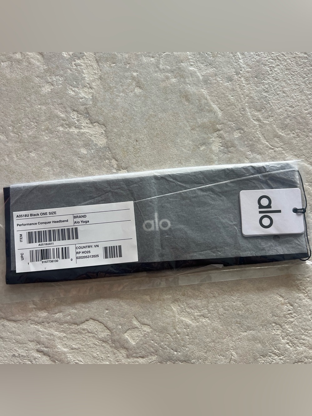 Alo Yoga Black Performance Conquer Headband NEW